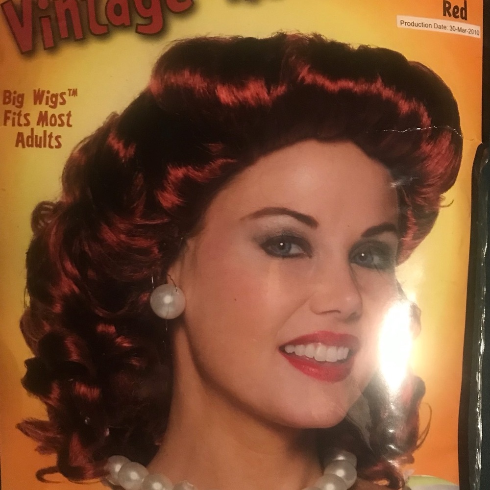 1940’s STYLE WIG